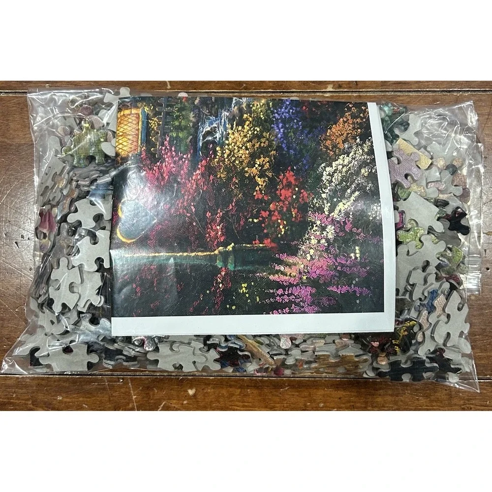 Thomas Kinkade Painter Disney Mickey Mouse Minnie Mouse Jigsaw Puzzle 750 Piece